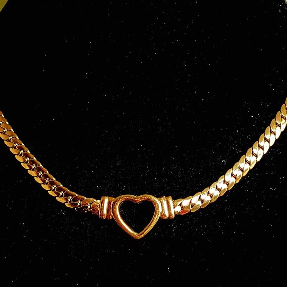 💖Gold Tone Herringbone Necklace & Bracelet Set with a Heart in the Center /NS- - Picture 2 of 3